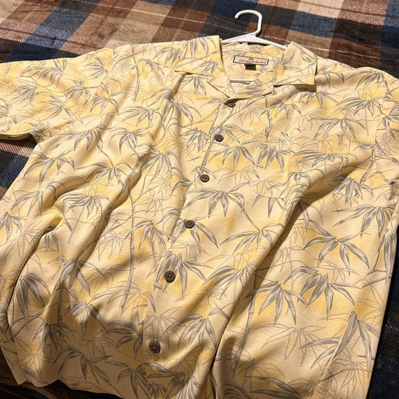 Tommy Bahama - Picture 9 of 9